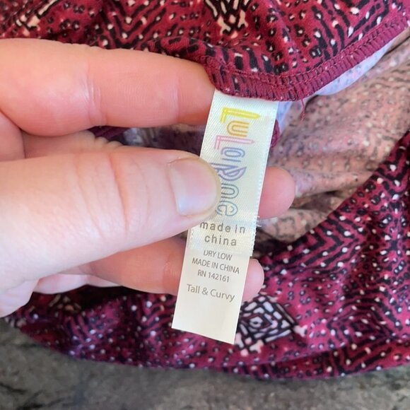 TC NWOT LuLaRoe Leggings B06 5166 - Picture 3 of 3